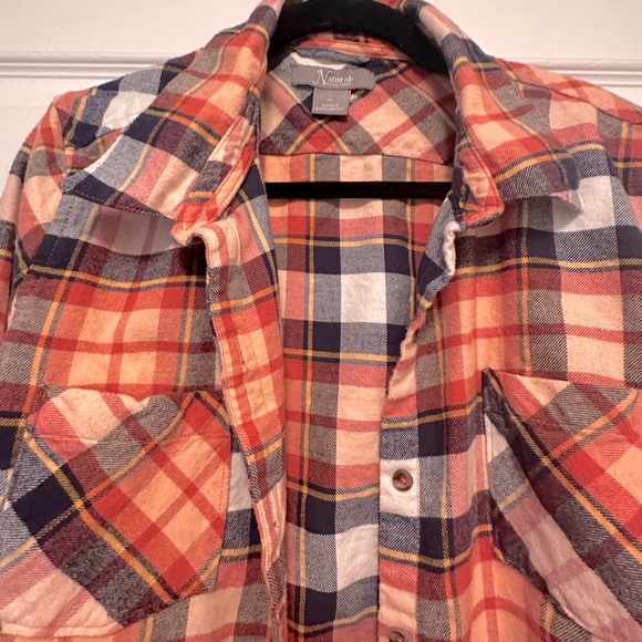 Natural Reflections Women's Button Down Flannel. Size XL. - Picture 2 of 4